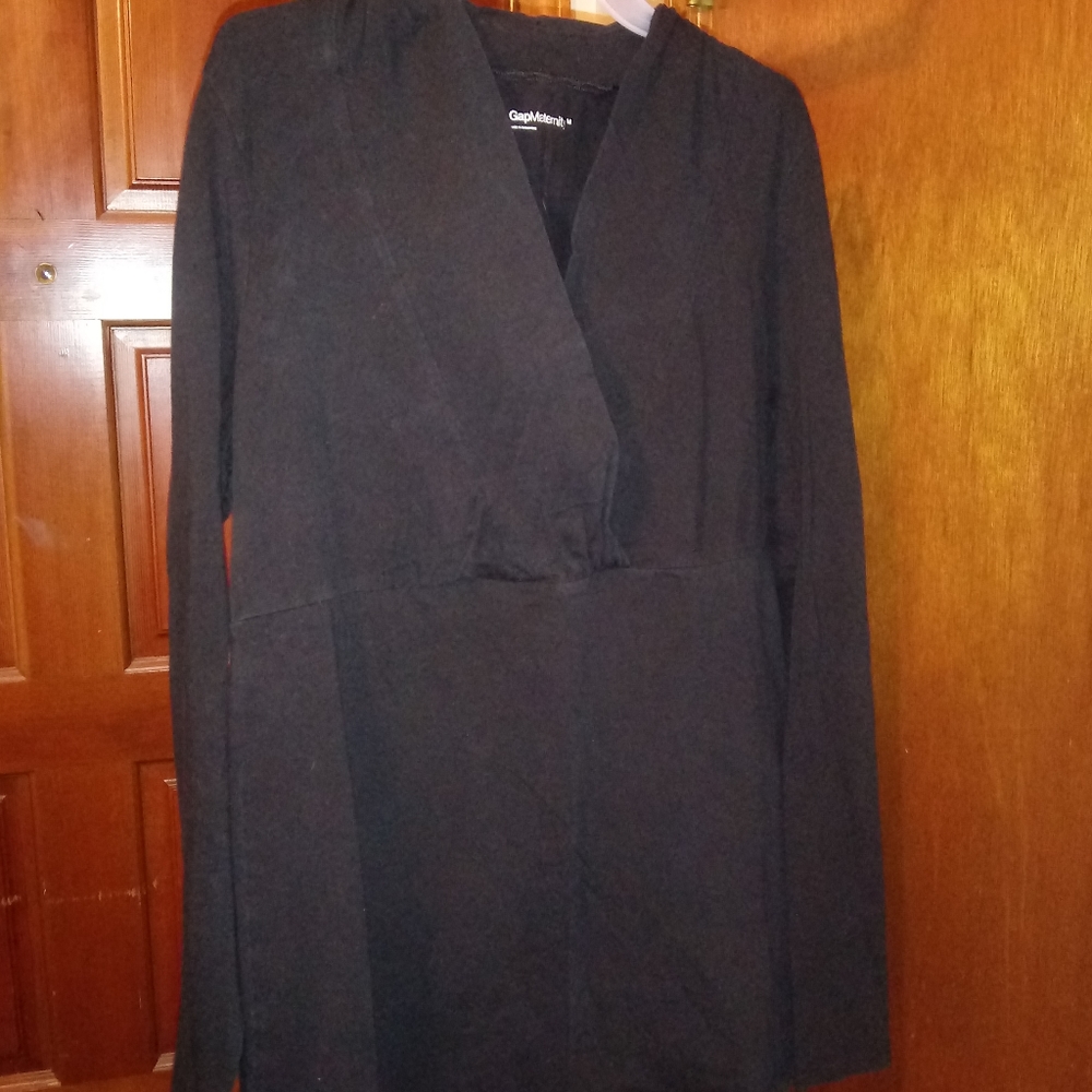 Gap Maternity long Sleeved Shirt